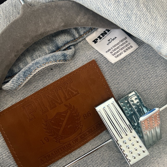 PINK Victoria's Secret Light Blue Denim Jacket - Picture 4 of 4